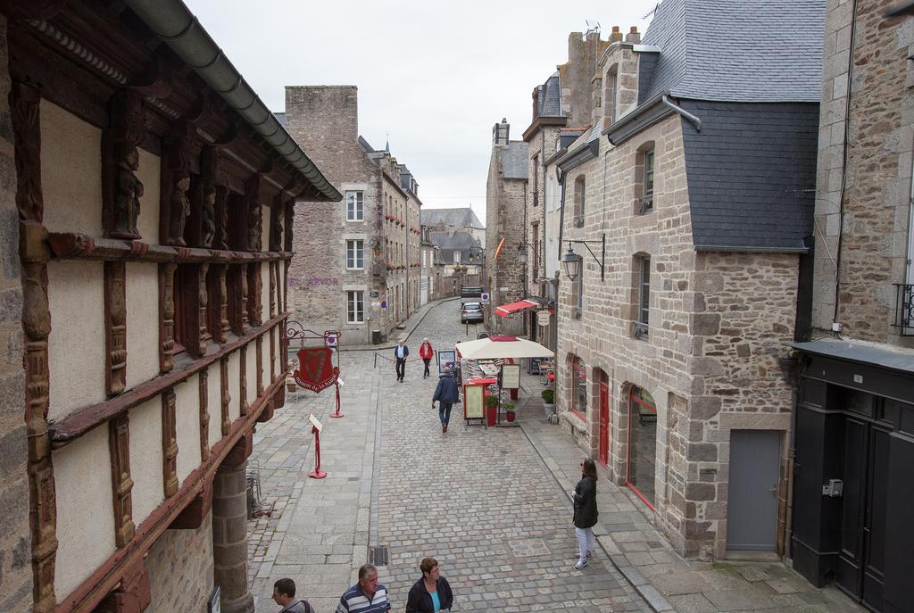 Le Medieval - Hotel Le Challonge Dinan Eksteriør billede